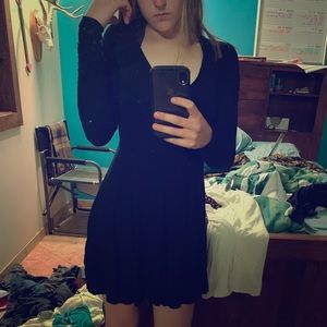 SM Forever 21 Black Long Sleeve Dress